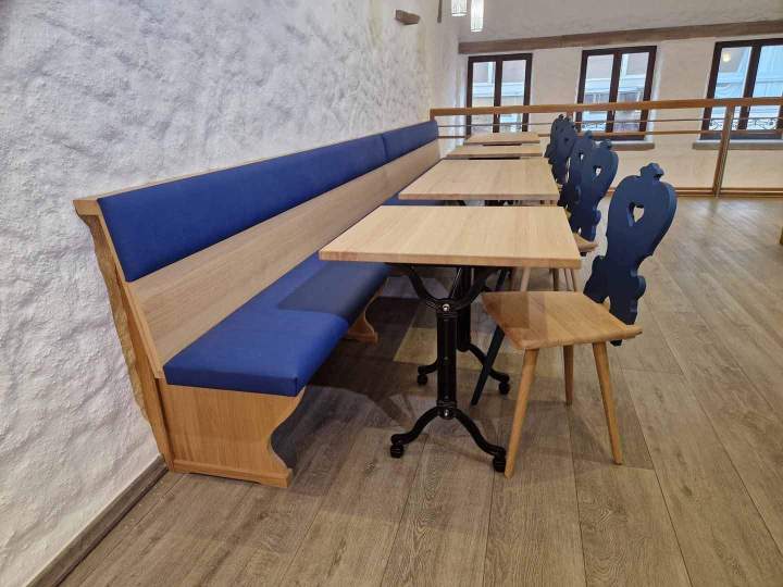 Mobilier en bois Barr